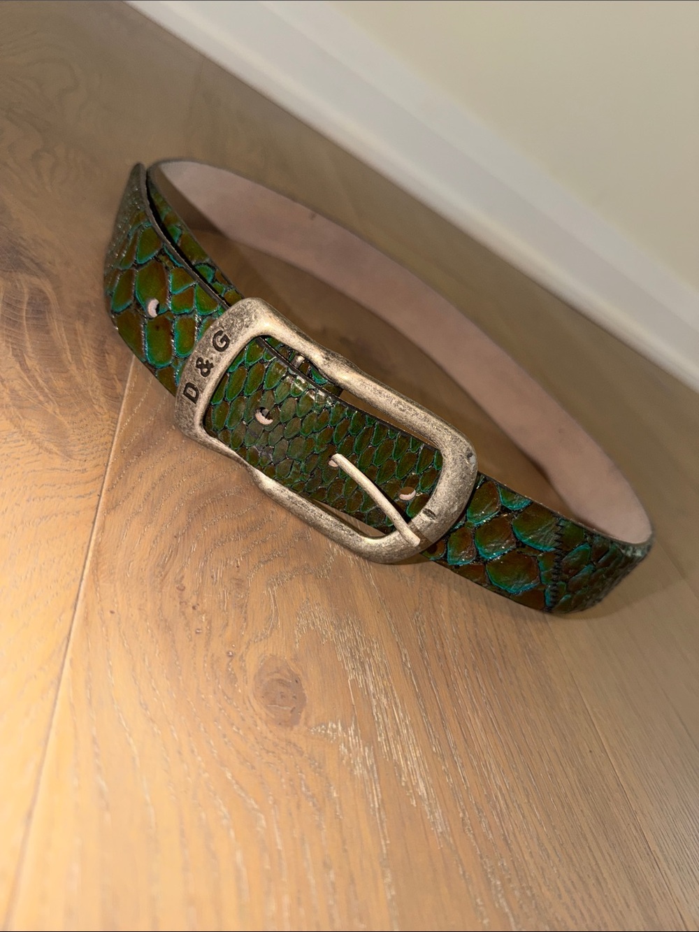 D&G Green Textured Leather Belt with Distressed Silver Buckle